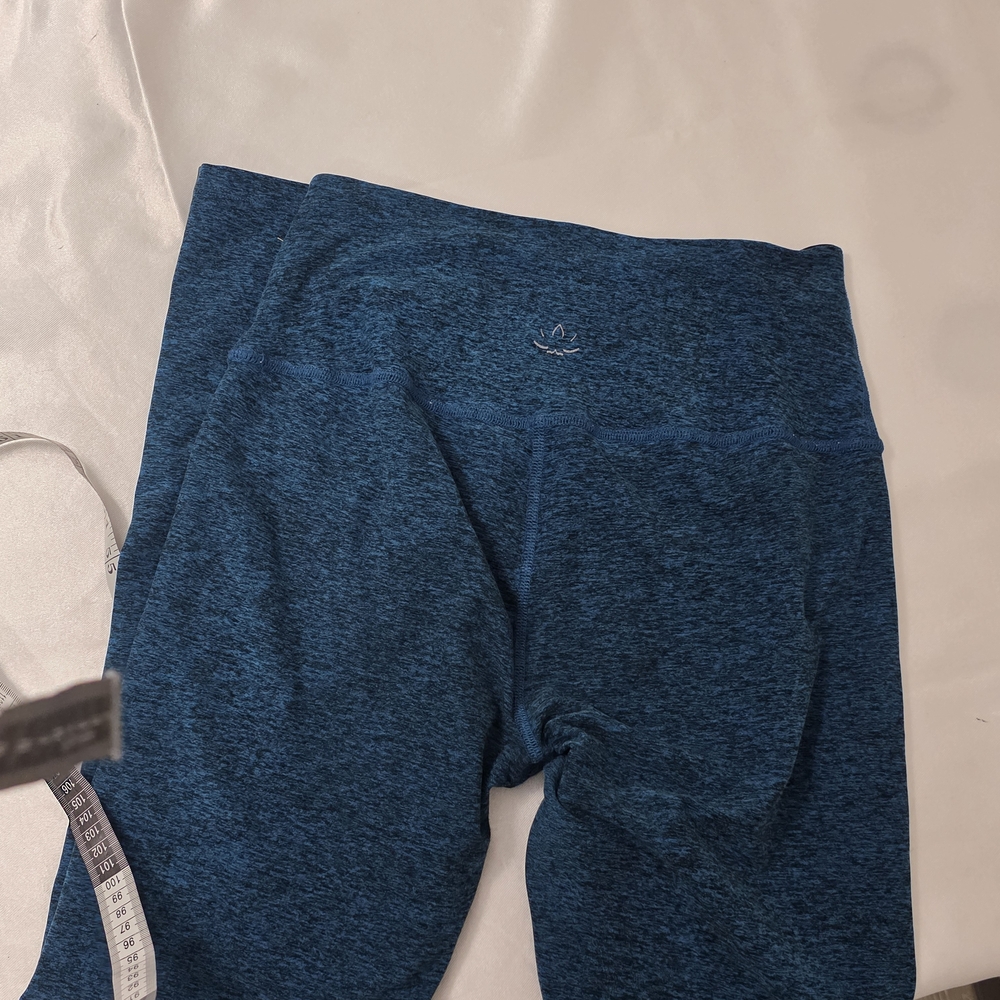 Beyond Yoga Blue Leggings - Picture 4 of 5